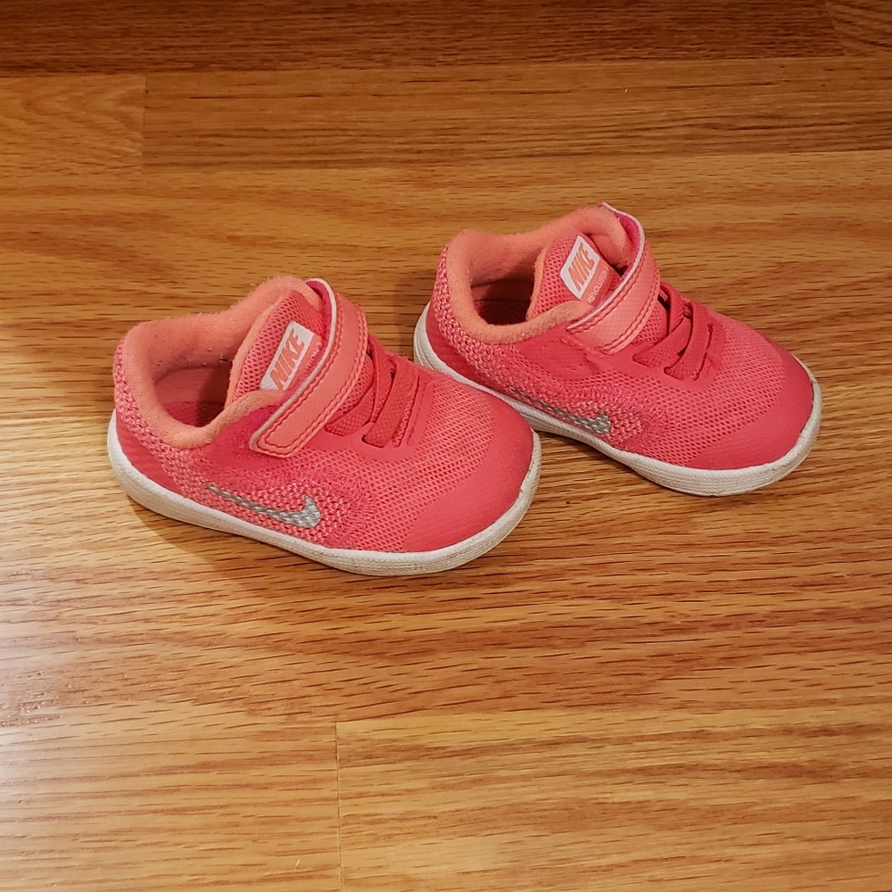 Nike sneakers toddler size 4